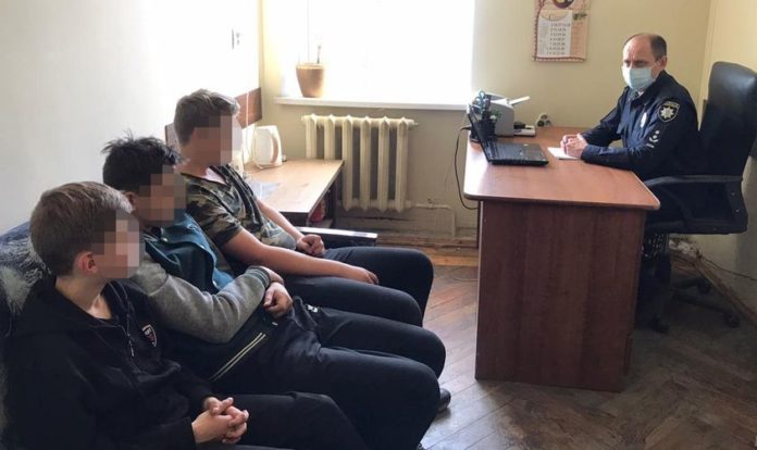 У Львові розшукали чотирьох дітей, які зникли у Залізничному районі У Львові розшукали чотирьох дітей, які зникли у Залізничному районі