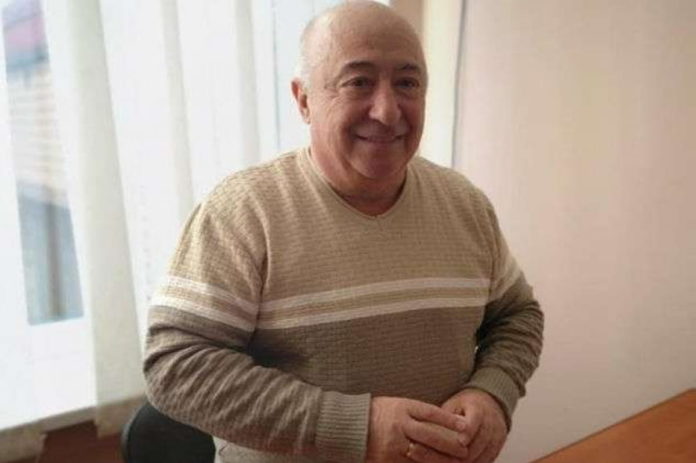 Зеленський хотів призначити довічну стипендію своєму батькові як «видатному діячу» Зеленський хотів призначити довічну стипендію своєму батькові як «видатному діячу»