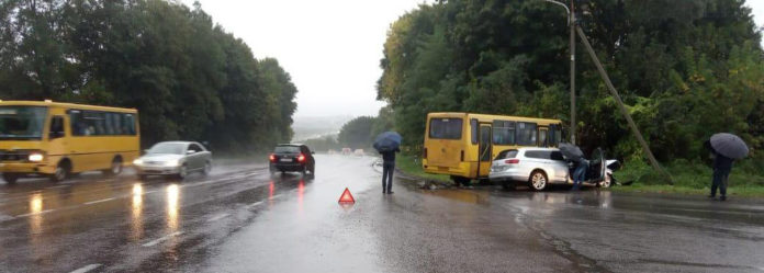 У ДТП на Жовківщині травмувалось двоє людей (фото) У ДТП на Жовківщині травмувалось двоє людей (фото)