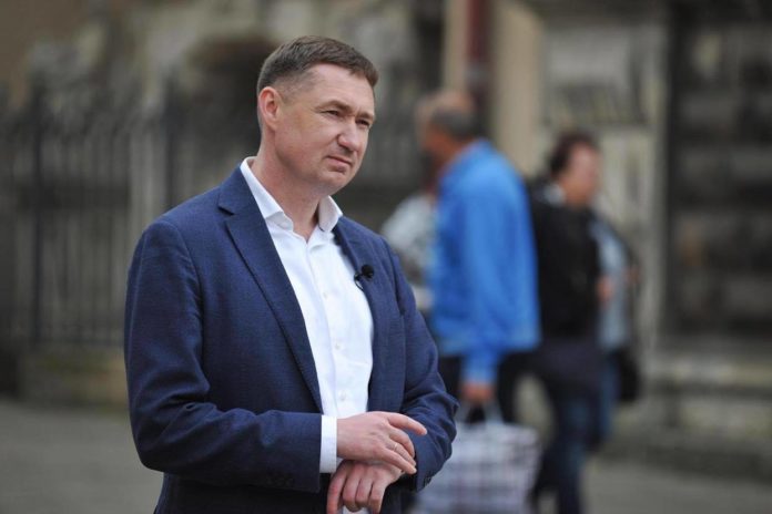 Максим Козицький: «Президент Володимир Зеленський завершив бюджетну децентралізацію» Максим Козицький: «Президент Володимир Зеленський завершив бюджетну децентралізацію»