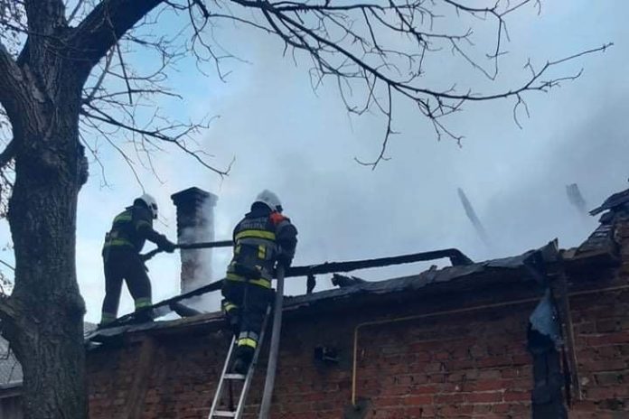 На Львівщині внаслідок пожежі постраждало двоє людей На Львівщині внаслідок пожежі постраждало двоє людей