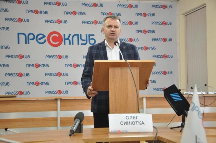 Синютка представив 12 програмних принципів формування влади Львівської ОТГ Синютка представив 12 програмних принципів формування влади Львівської ОТГ