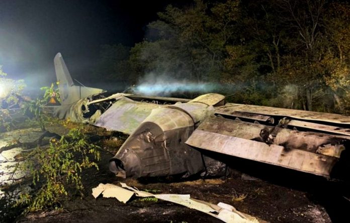 У Харкові прощаються із загиблими в авіакатастрофі Ан-26 (відео) У Харкові прощаються із загиблими в авіакатастрофі Ан-26 (відео)