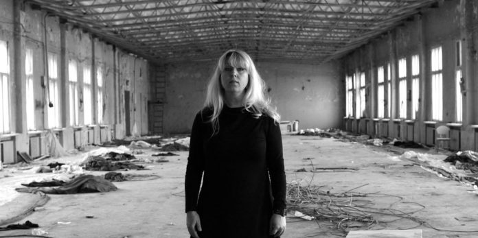 Головний редактор російського видання спалила себе перед будівлею МВС Головний редактор російського видання спалила себе перед будівлею МВС