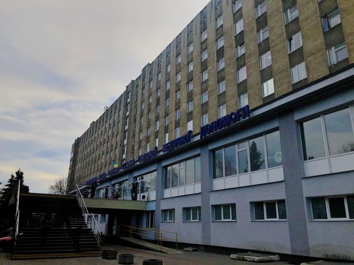 У львівській лікарні пацієнтці прооперували серце без жодного розрізу У львівській лікарні пацієнтці прооперували серце без жодного розрізу