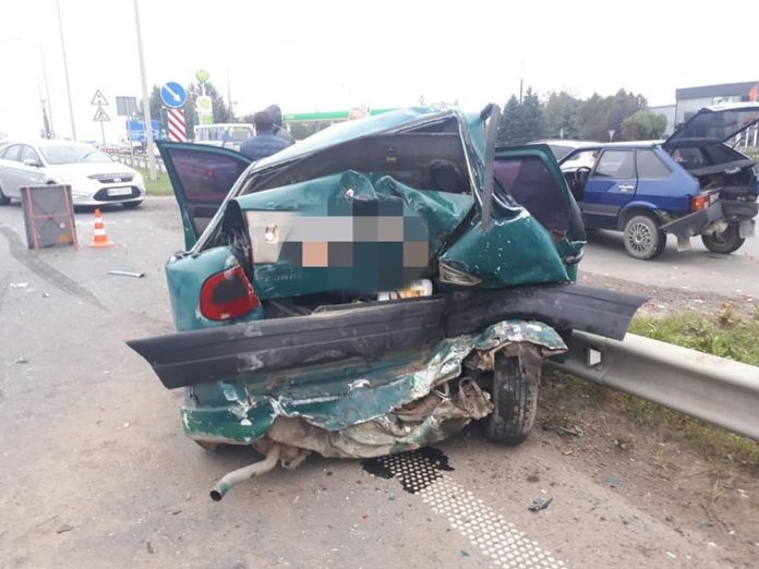 Біля Львова сталось потрійне автозіткнення Біля Львова сталось потрійне автозіткнення