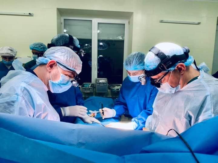 У Львові провели унікальну операцію з пересадки серця та нирок (фото, відео)