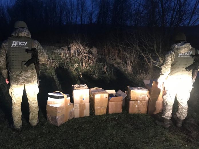 З Росії ввезли контрабанду на 9 млн гривень: що відомо З Росії ввезли контрабанду на 9 млн гривень: що відомо