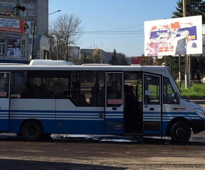 Кандидат Веселий із Дрогобича запустив безкоштовні автобуси на цвинтар Кандидат Веселий із Дрогобича запустив безкоштовні автобуси на цвинтар