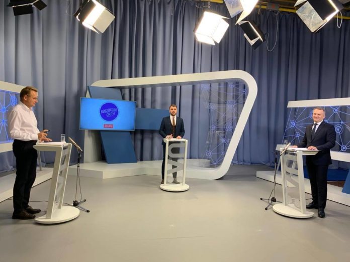 Олег Синютка переміг у дебатах Андрія Садового – телефонне опитування Олег Синютка переміг у дебатах Андрія Садового – телефонне опитування