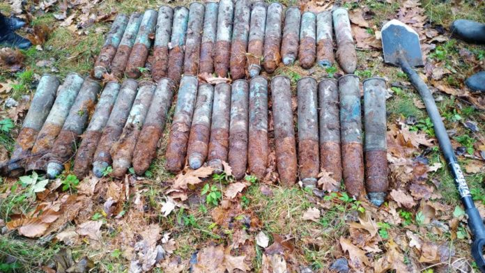 На Львівщині знищено склад застарілих боєприпасів На Львівщині знищено склад застарілих боєприпасів