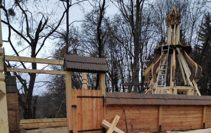 Недобудовану каплицю у Шевченківському гаю знесуть Недобудовану каплицю у Шевченківському гаю знесуть