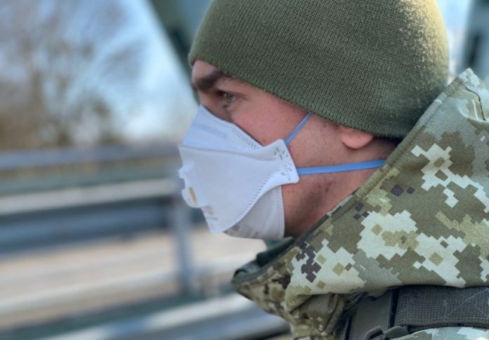 У Збройних Силах зафіксували три випадки інфікування COVID-19 У Збройних Силах зафіксували три випадки інфікування COVID-19