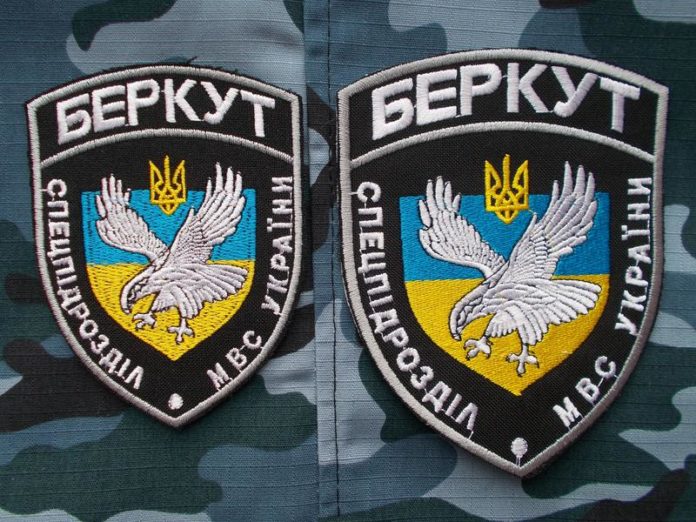 Суд поновив на посаді екскомандира харківської роти «Беркута» Суд поновив на посаді екскомандира харківської роти «Беркута»
