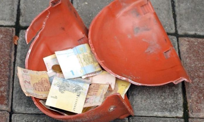 Понад 200 млн грн скерували з держбюджету на виплату зарплати гірникам Львівщини Понад 200 млн грн скерували з держбюджету на виплату зарплати гірникам Львівщини