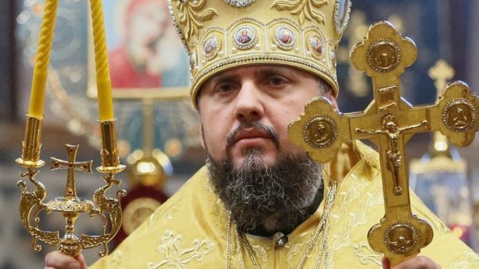 Митрополит Епіфаній пояснив, коли ПЦУ святкуватиме Різдво 25 грудня Митрополит Епіфаній пояснив, коли ПЦУ святкуватиме Різдво 25 грудня