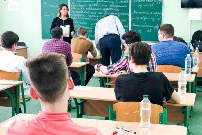 Старшокласники зможуть самостійно обирати предмети навчання, – МОН Старшокласники зможуть самостійно обирати предмети навчання, – МОН