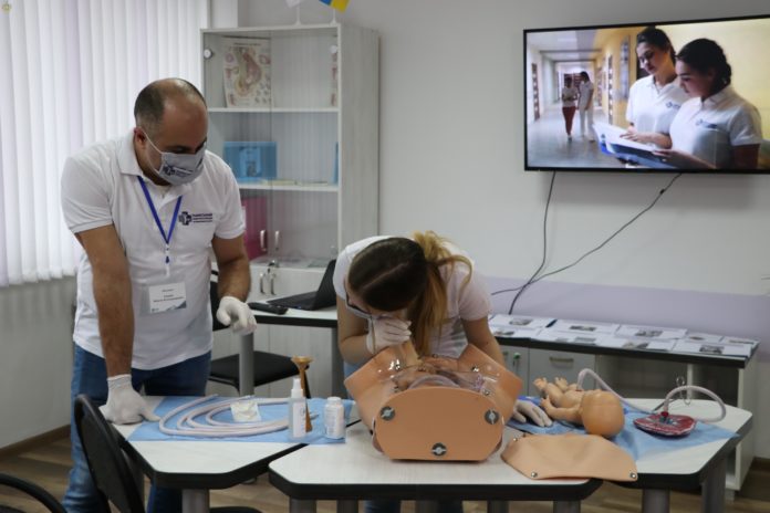 У Львівському медичному коледжі відкрили симуляційно-тренінговий центр У Львівському медичному коледжі відкрили симуляційно-тренінговий центр