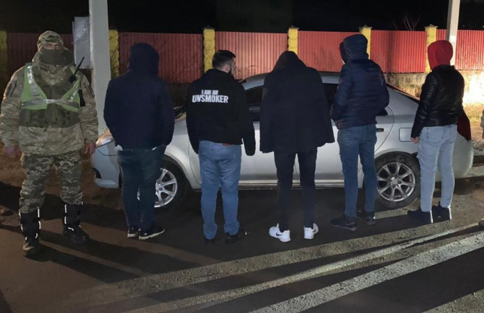 Четверо турків вночі намагалися незаконно потрапити до Польщі Четверо турків вночі намагалися незаконно потрапити до Польщі