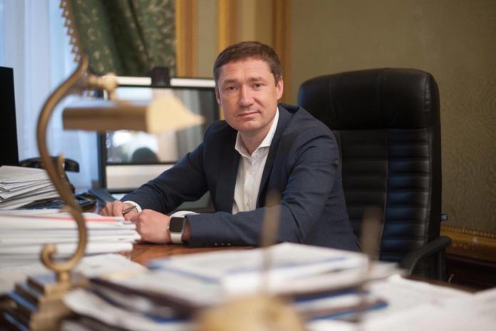 Голова ЛОДА закликає партійне керівництво СН відреагувати на санкції проти Дубінського Голова ЛОДА закликає партійне керівництво СН відреагувати на санкції проти Дубінського