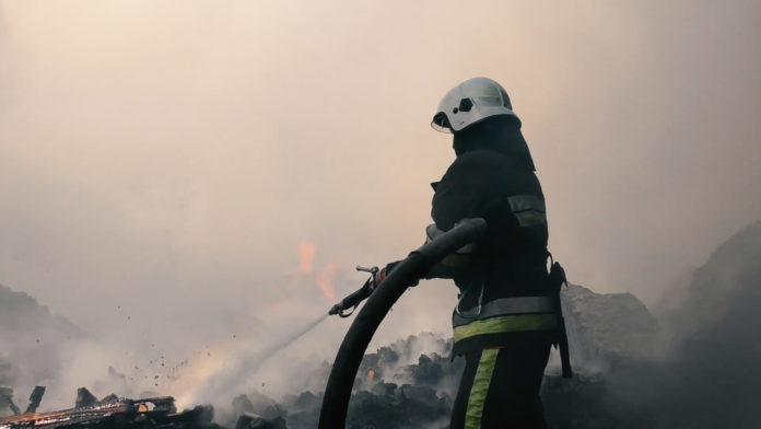 У Бродах горіла цегляна будівля У Бродах горіла цегляна будівля