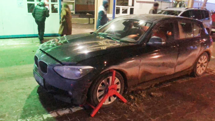 Прикордонники Львівського загону виявили розшукуваний Інтерполом BMW Прикордонники Львівського загону виявили розшукуваний Інтерполом BMW