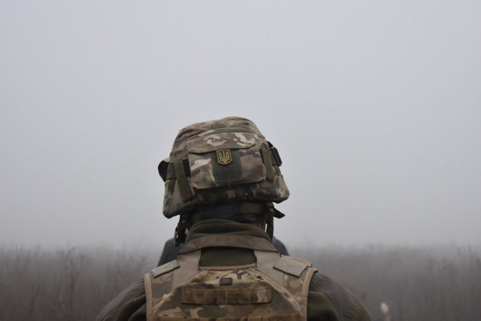 На Донбасі противник тричі обстріляв позиції наших військових На Донбасі противник тричі обстріляв позиції наших військових