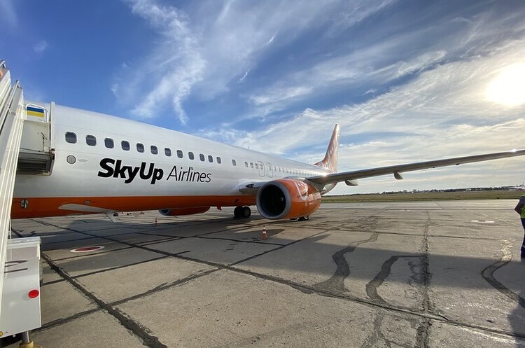 SkyUp літатиме в Чорногорію з п'яти українських міст