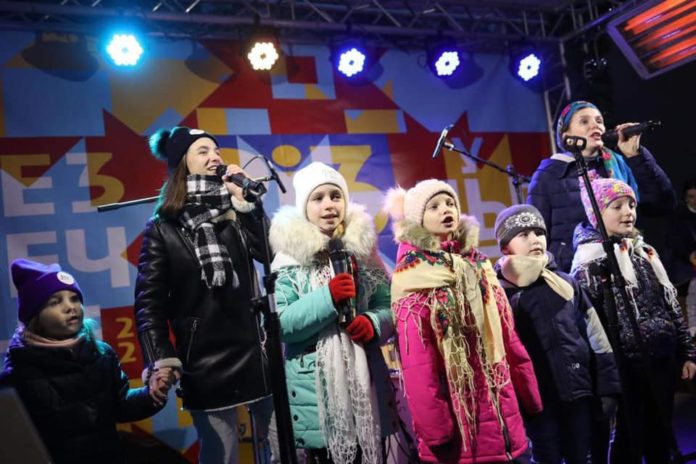 У Львові нагородили переможців конкурсу «Творчість свою представляй — в гості спішить Миколай!» У Львові нагородили переможців конкурсу «Творчість свою представляй — в гості спішить Миколай!»