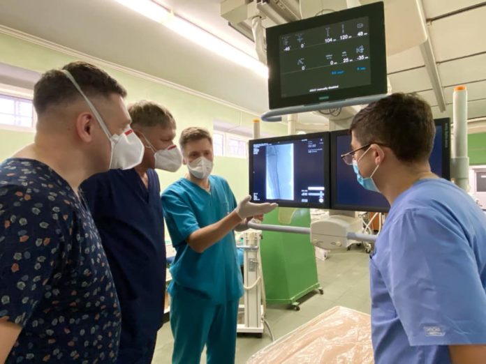 Львівські лікарі врятували 79-річну пацієнтку від втрати кінцівки Львівські лікарі врятували 79-річну пацієнтку від втрати кінцівки