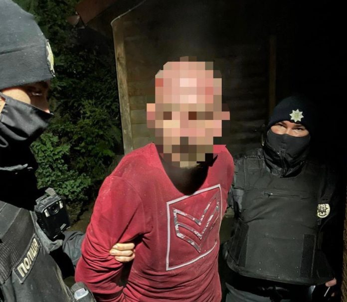 Закарпатцеві, який вбив двох дітей загрожує довічне ув’язнення Закарпатцеві, який вбив двох дітей загрожує довічне ув’язнення