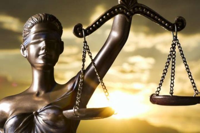 Працівникам суду заборонено хамити і обговорювати колег, – нові правила Працівникам суду заборонено хамити і обговорювати колег, – нові правила