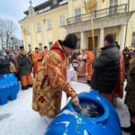 У Львові в Соборі святого Юра освятили воду (фото) - 6