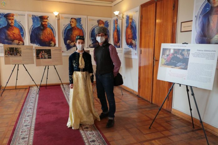 У Львові презентували виставку «Заручники окупації» У Львові презентували виставку «Заручники окупації»