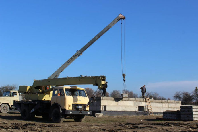 У мерії повідомили, що замість багатоповерхівки на Малоголосківській побудують школу У мерії повідомили, що замість багатоповерхівки на Малоголосківській побудують школу