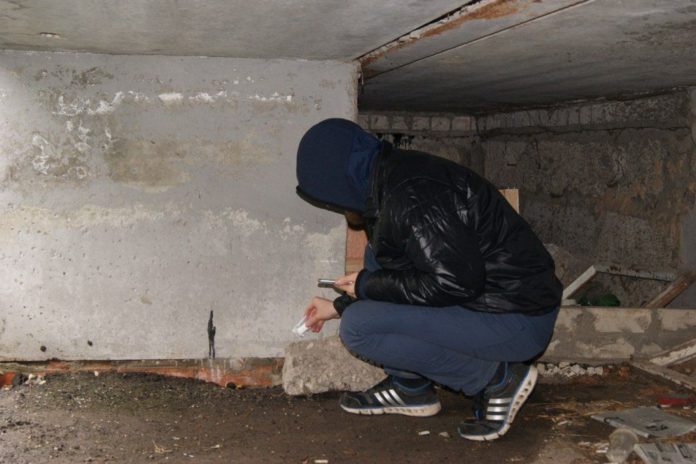 У Львові оперативники викрили розповсюджувача наркотиків У Львові оперативники викрили розповсюджувача наркотиків