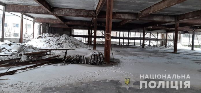 Через загибель охоронця під обвалами у Львові поліцейські відкрили кримінальне провадження Через загибель охоронця під обвалами у Львові поліцейські відкрили кримінальне провадження