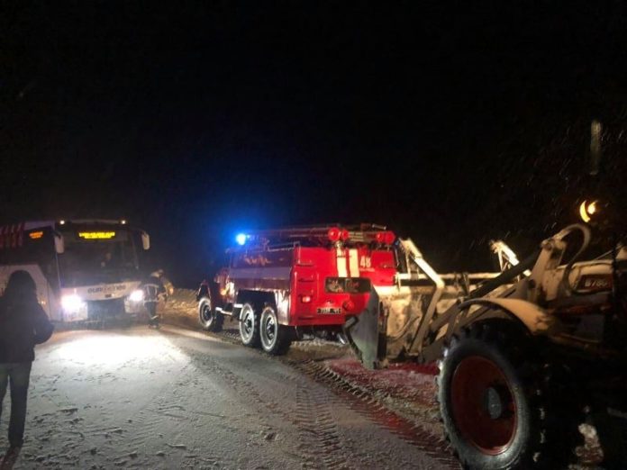 На Львівщині автобус з пасажирами з’їхав у кювет На Львівщині автобус з пасажирами з’їхав у кювет