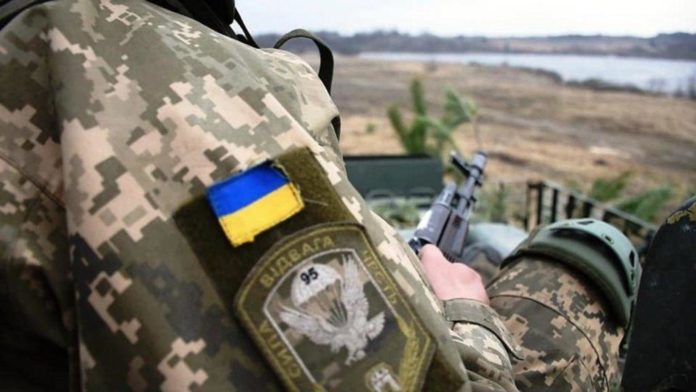 Російські найманці 11 разів відкривали вогонь на Донбасі, – штаб Російські найманці 11 разів відкривали вогонь на Донбасі, – штаб