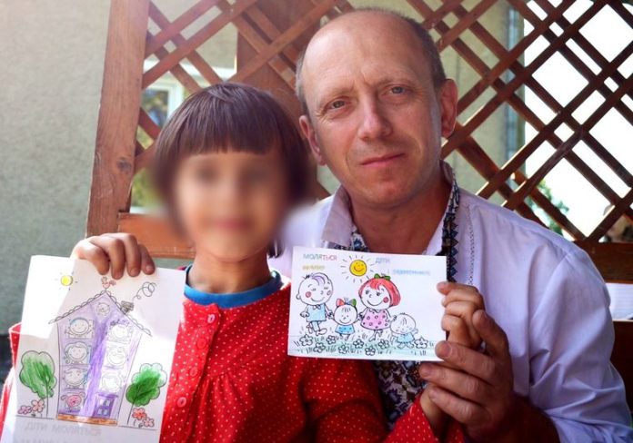 На Львівщині судитимуть псевдопастора за підозрою у зґвалтуванні неповнолітніх На Львівщині судитимуть псевдопастора за підозрою у зґвалтуванні неповнолітніх