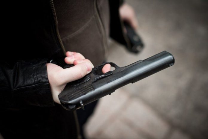 За незаконну торгівлю зброєю судитимуть двох чоловіків на Львівщині За незаконну торгівлю зброєю судитимуть двох чоловіків на Львівщині