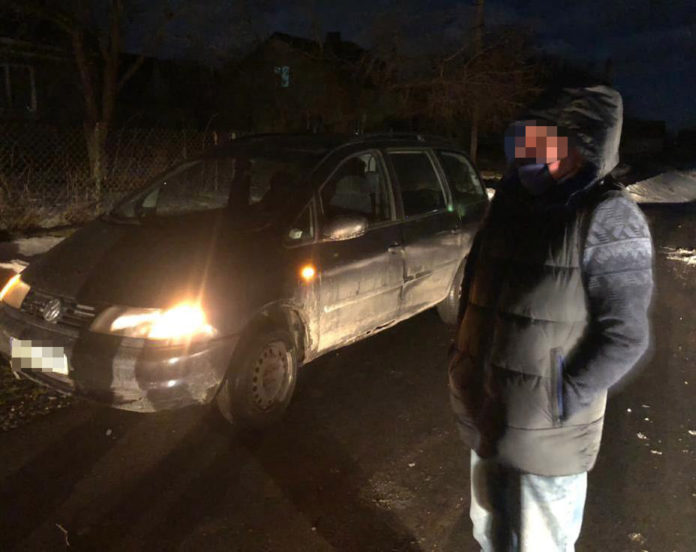 На Львівщині водій напідпитку пропонував поліцейським хабар На Львівщині водій напідпитку пропонував поліцейським хабар