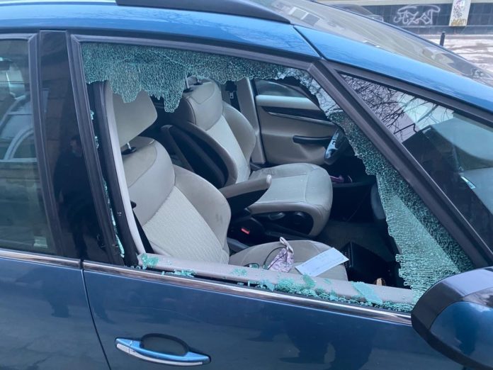 Львів’янин обікрав автівку в Шевченківському районі міста (фото) Львів’янин обікрав автівку в Шевченківському районі міста (фото)