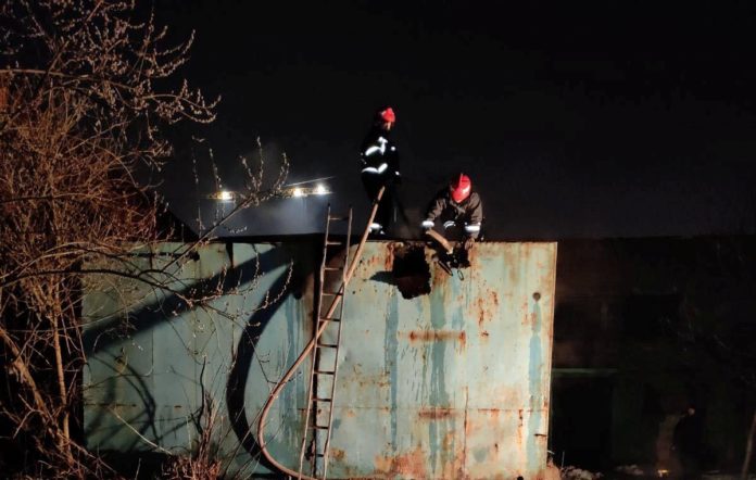 Стала відома причина пожежі прибудови на львівській вулиці Півколо Стала відома причина пожежі прибудови на львівській вулиці Півколо