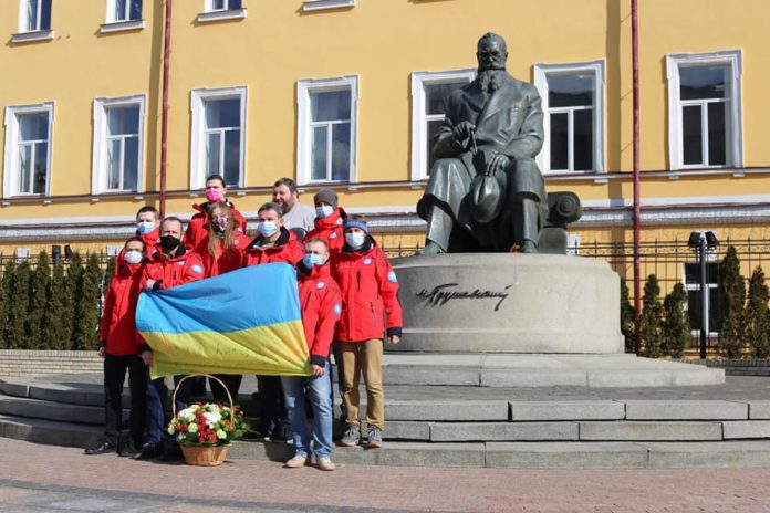 Дизеліст-електрик зі Стрийщини поїхав в Антарктику на експедицію Дизеліст-електрик зі Стрийщини поїхав в Антарктику на експедицію