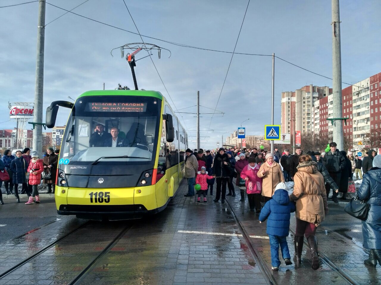 У Львові рух трамваїв № 4 та № 8 відновлено за звичними маршрутами