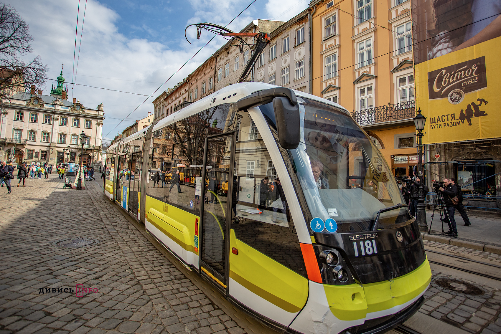У Львові планують підвищити вартість проїзду в трамваях та тролейбусах