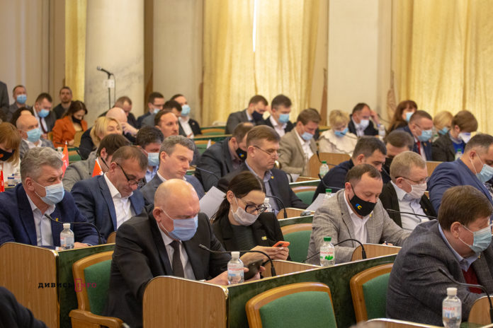 На Львівщині 320 підприємств мають заборгованість перед ПФУ На Львівщині 320 підприємств мають заборгованість перед ПФУ