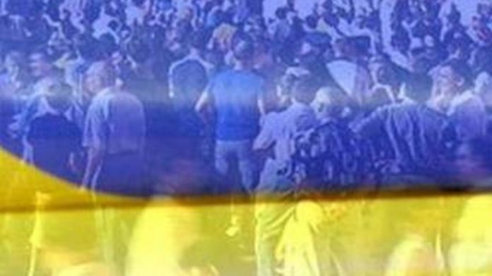 Скільком українцям не подобається, куди рухається країна, – опитування Скільком українцям не подобається, куди рухається країна, – опитування