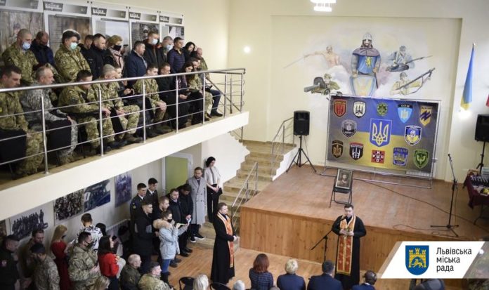 У львівському Будинку воїна відзначили День українського добровольця У львівському Будинку воїна відзначили День українського добровольця